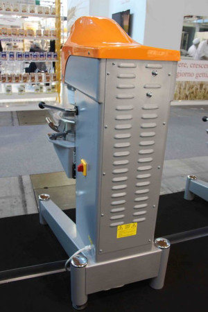 Миксер планетарный Starmix PL40N3F hladon