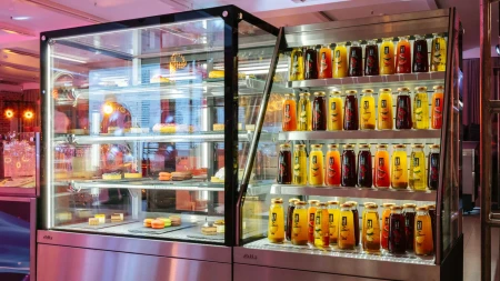 Витрина кондитерская Chilz Vete Kub Of 130 hladon