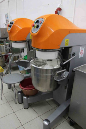 Миксер планетарный Starmix PL40N3F hladon